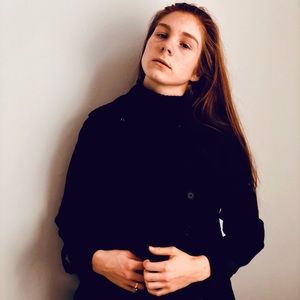 Meet your Posher, Lily